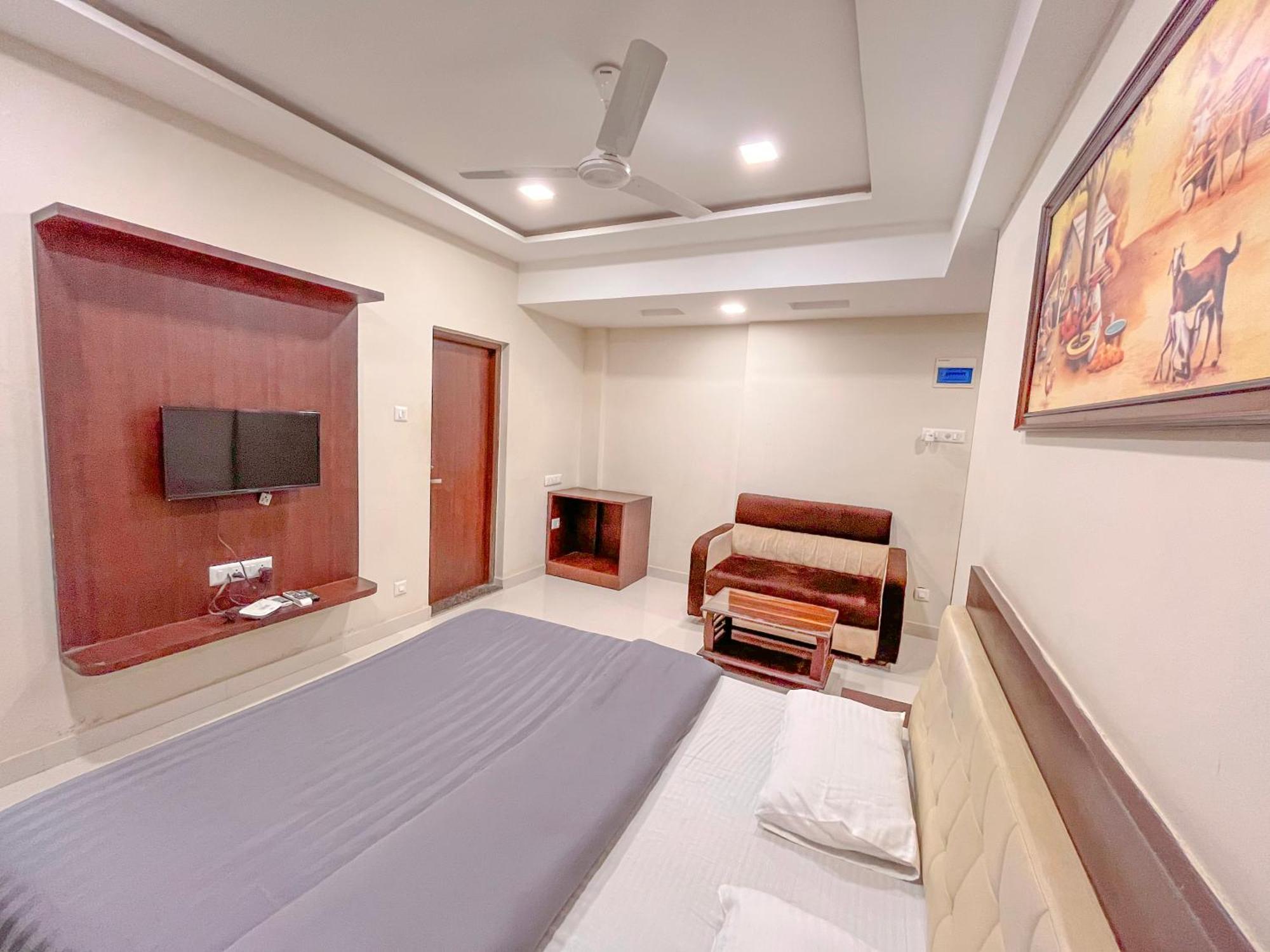 Stayguru Park View Residency Bhuj Esterno foto