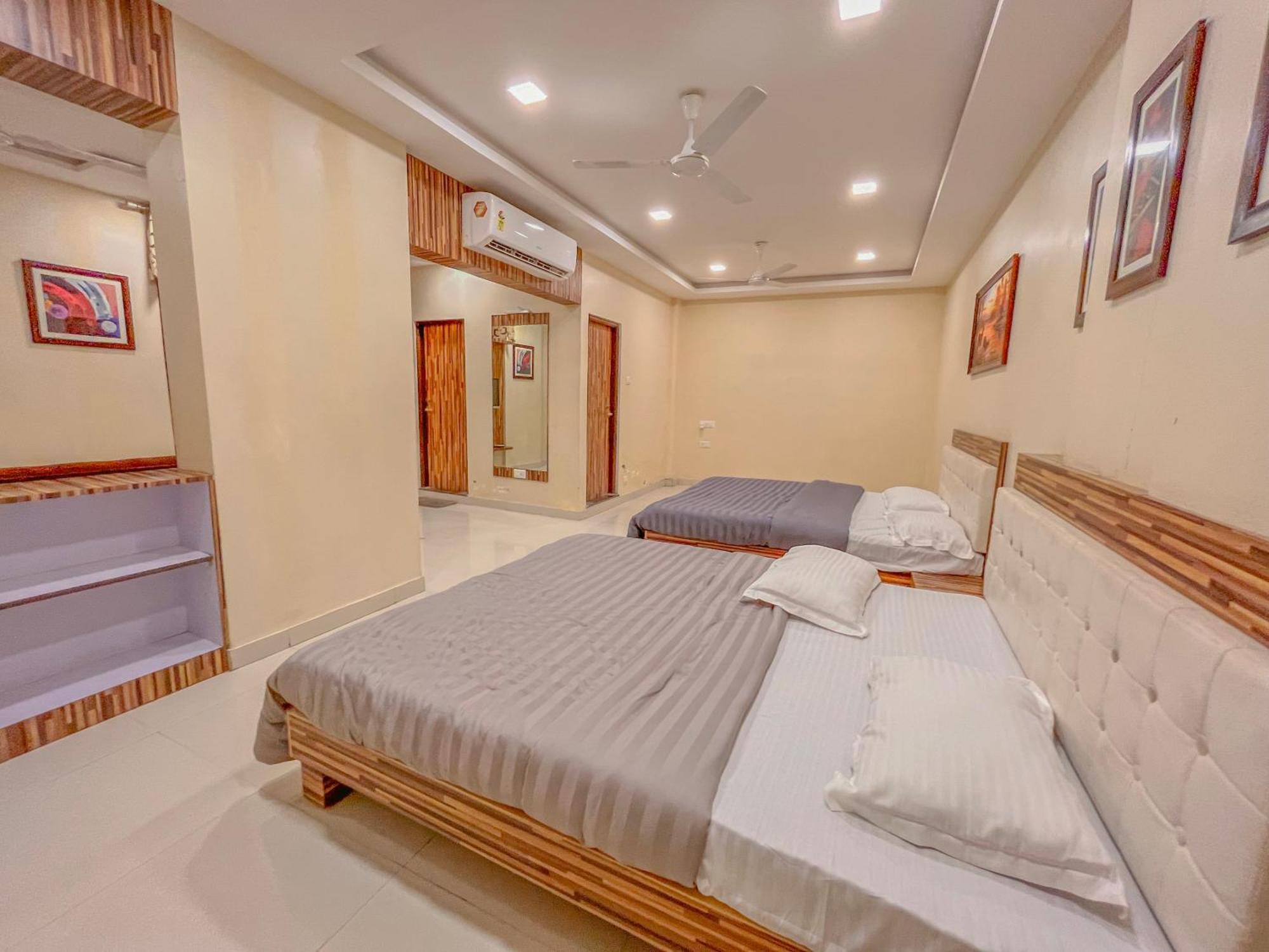 Stayguru Park View Residency Bhuj Esterno foto
