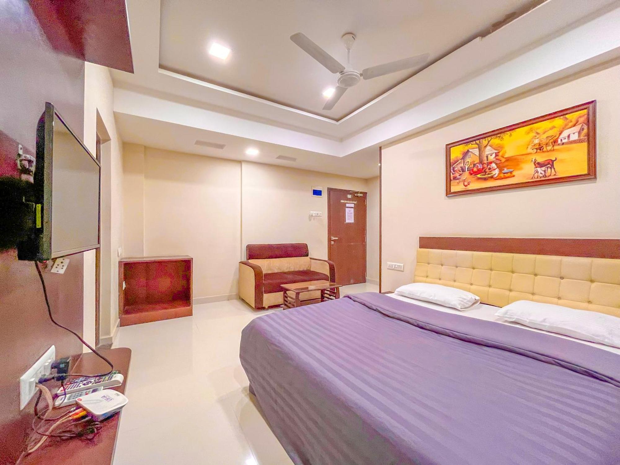 Stayguru Park View Residency Bhuj Esterno foto