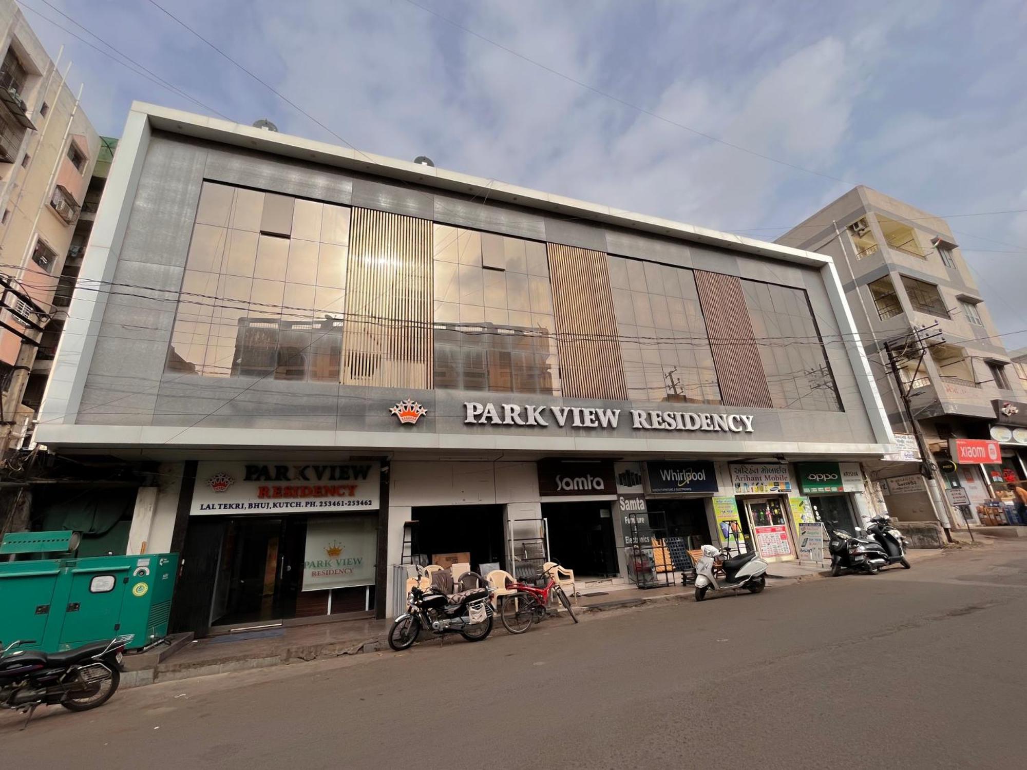 Stayguru Park View Residency Bhuj Esterno foto